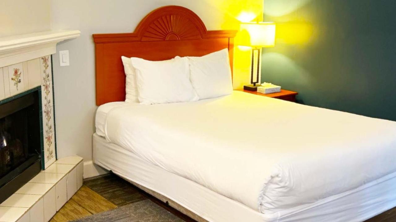 Rose Garden Inn Беркли Экстерьер фото